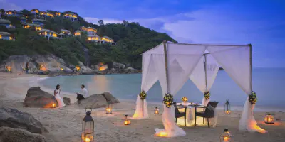 /img/7731-thailand-honeymoon-couple.webp