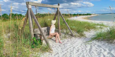 /img/7754-honeymoon-island-causeway.webp