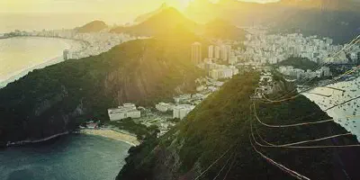 /img/7778-rio-de-janeiro-copacabana-beach.webp