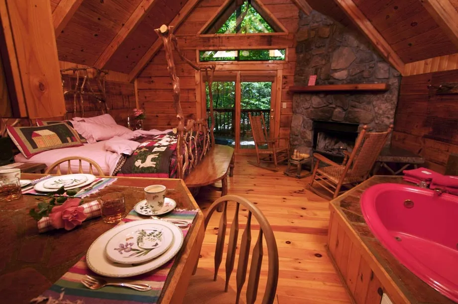 7781 hot tub gatlinburg cabin