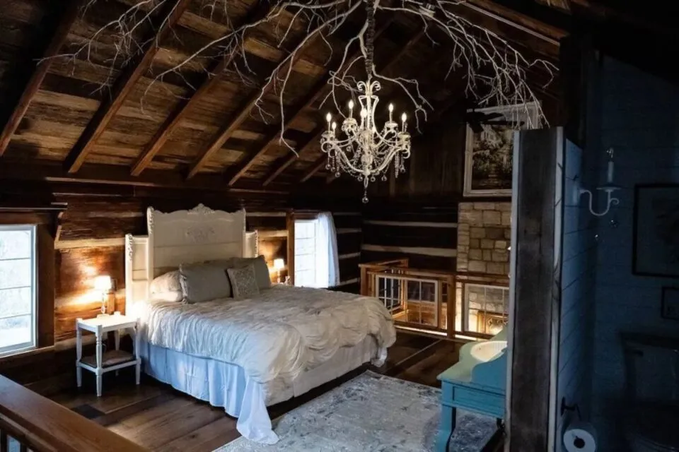 7782 secluded cabin
