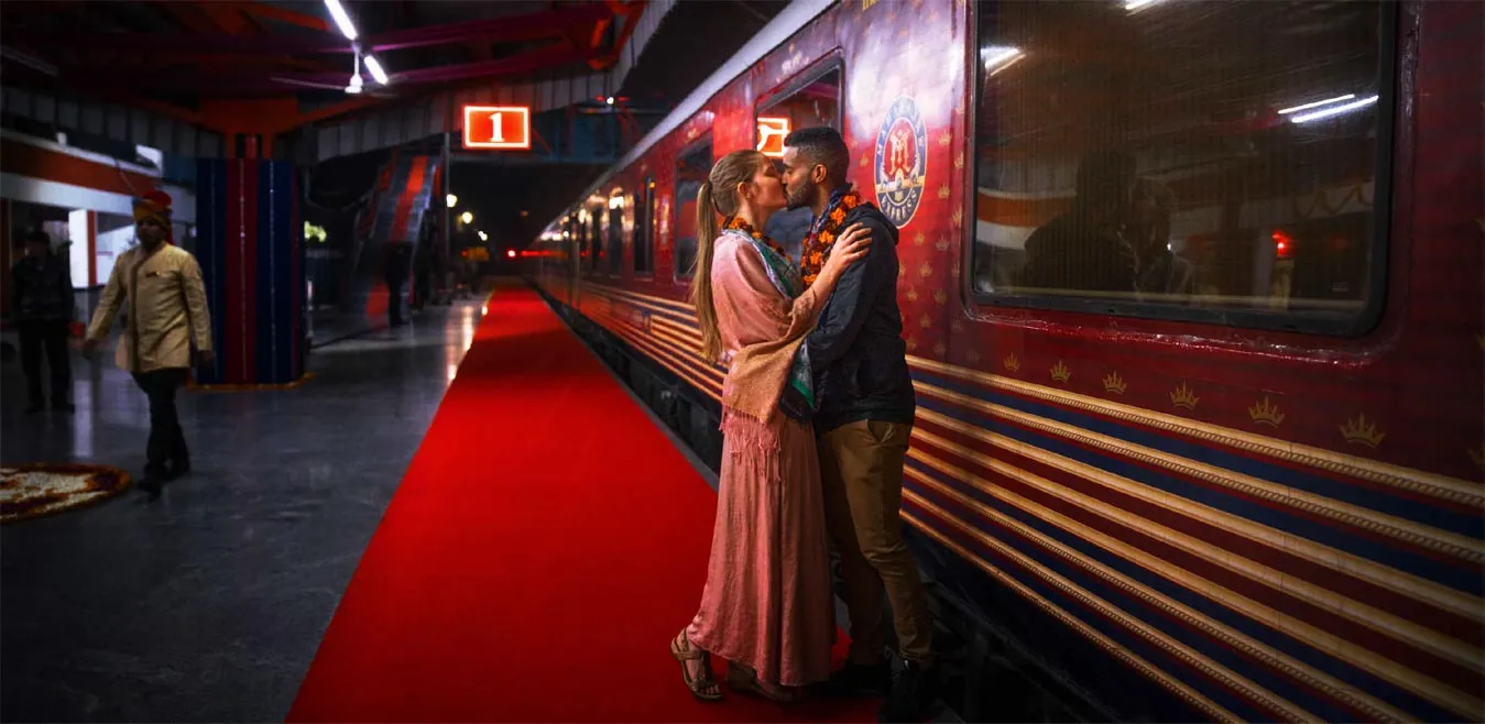 /img/7795-train-honeymoon-budget.webp