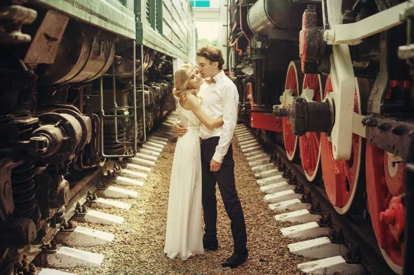 7795 train honeymoon packing
