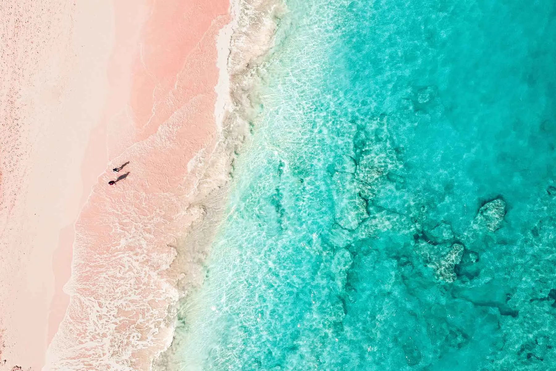 7798 couple beach