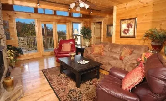 7810 budget luxury gatlinburg cabin