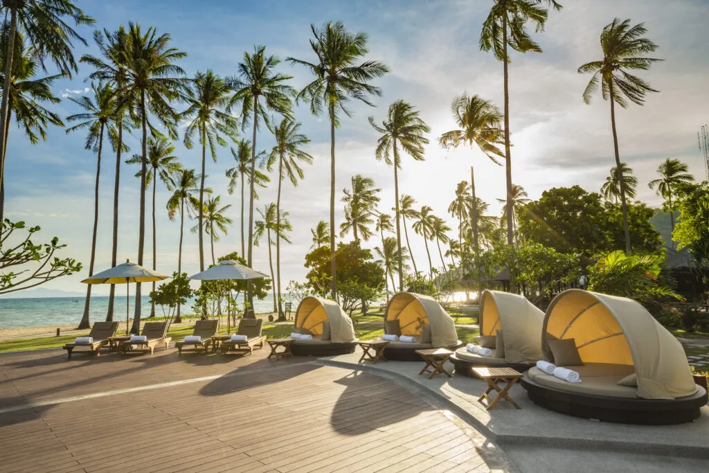7847 thailand resort room