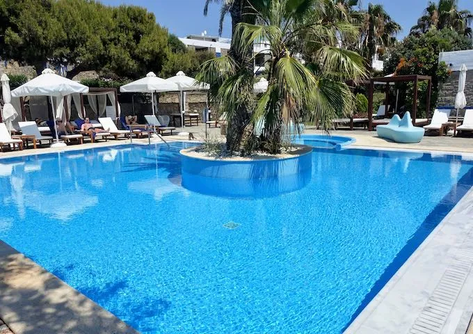 7860 mykonos town