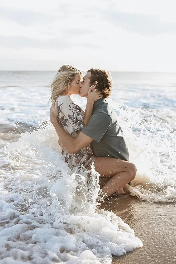 /img/7876-honeymoon-packages-flights.webp