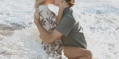 /img/7876-honeymoon-packages-flights.webp