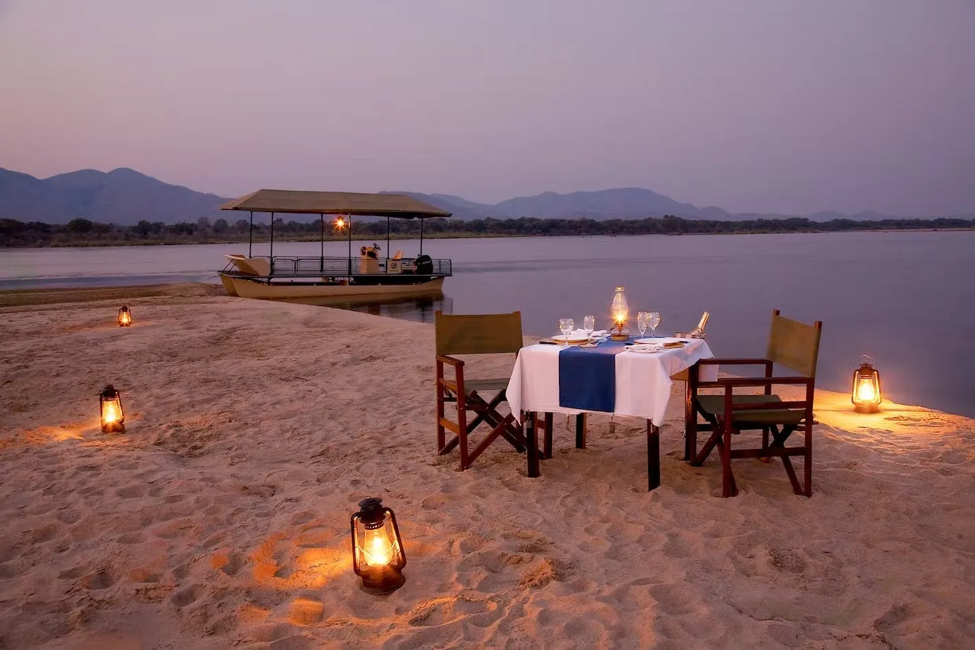 /img/7890-zambia-wellness-retreat.webp