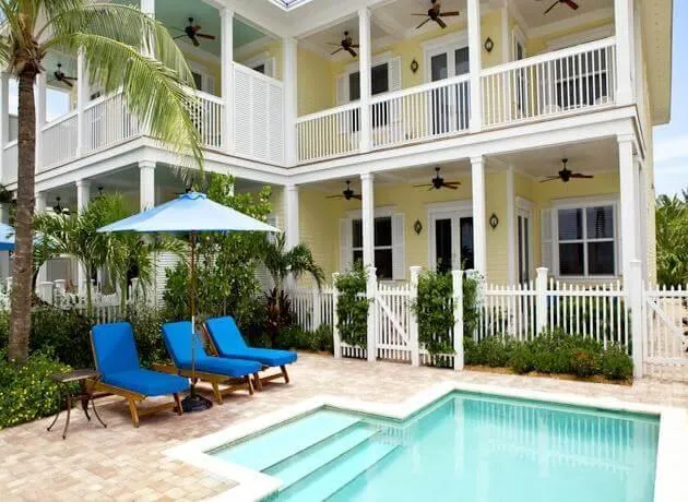 7895 key west honeymoon packing