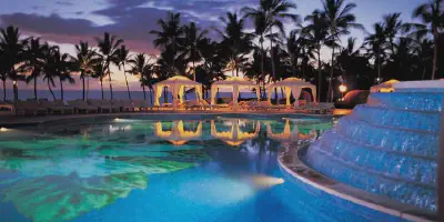 /img/7909-romantic-hawaii-dinner.webp