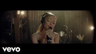 7913 ariana grande lyrical analysis