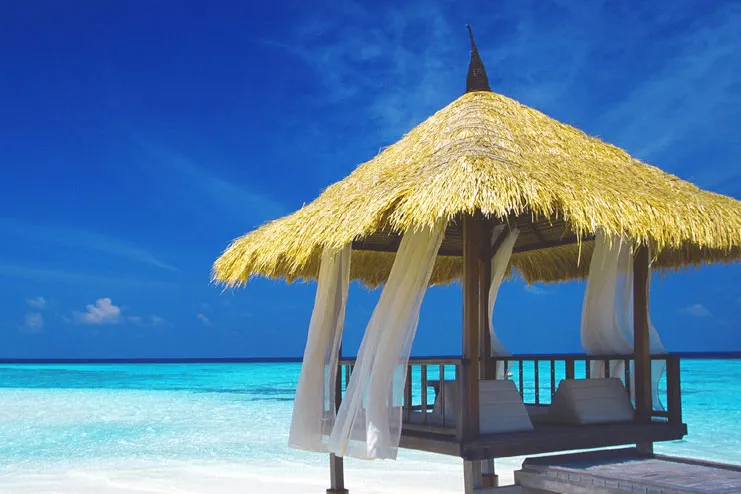 7925 couple beach