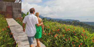 /img/7958-couple-spa-treatment-costa-rica.webp
