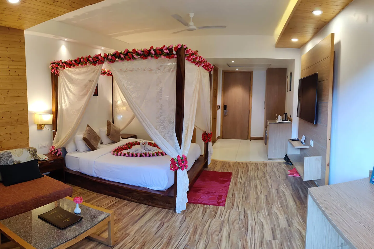 7986 boutique hotel honeymoon
