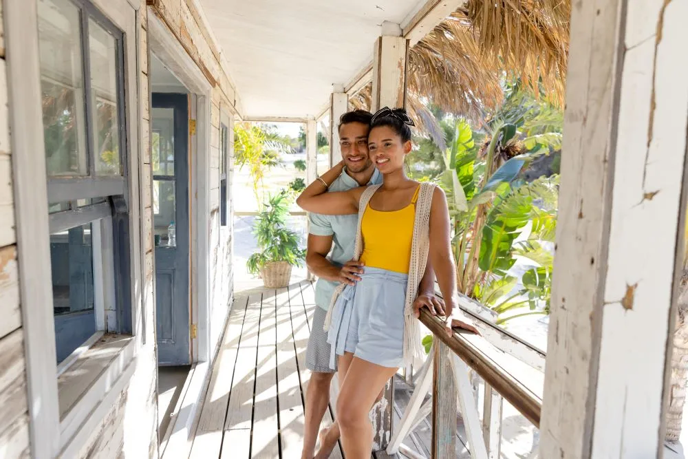 7986 couple booking honeymoon