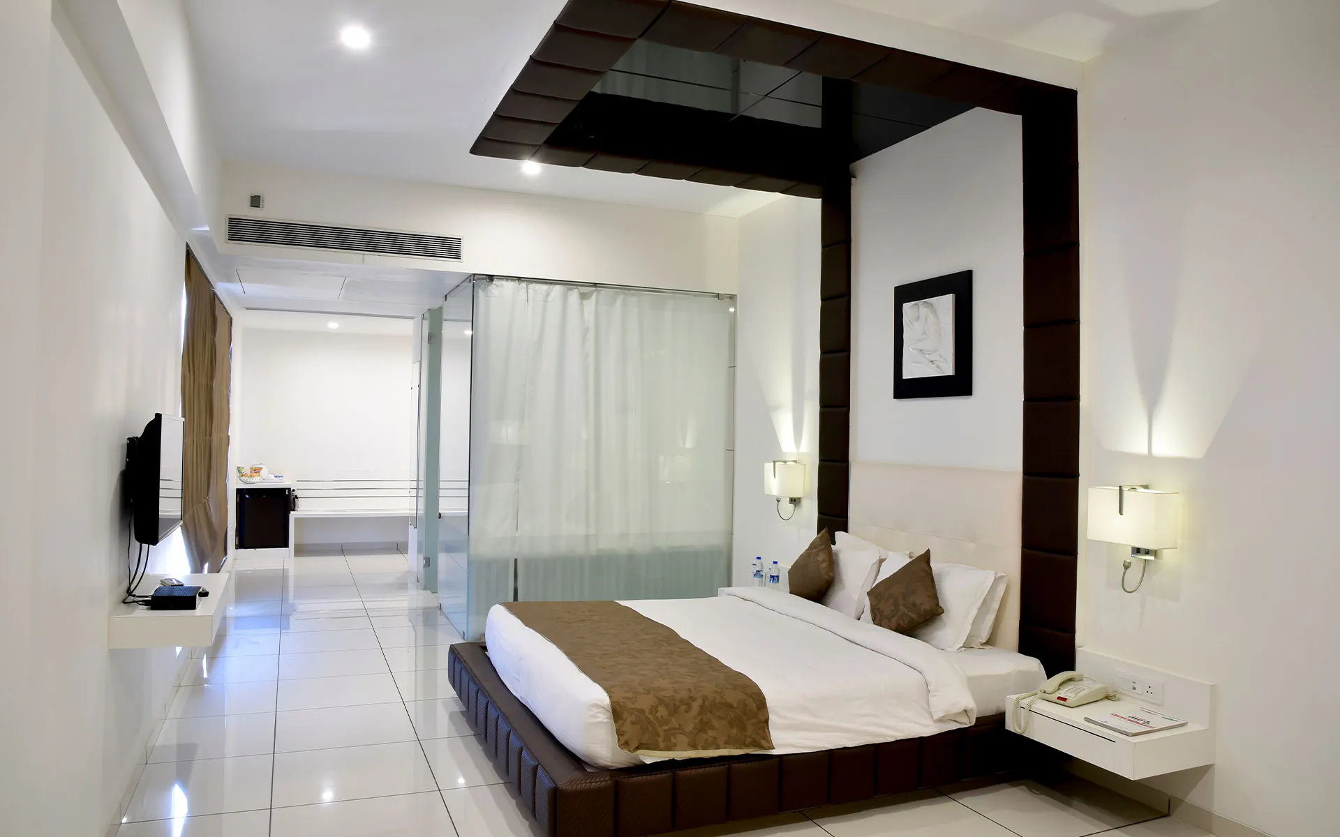 7986 luxury hotel honeymoon