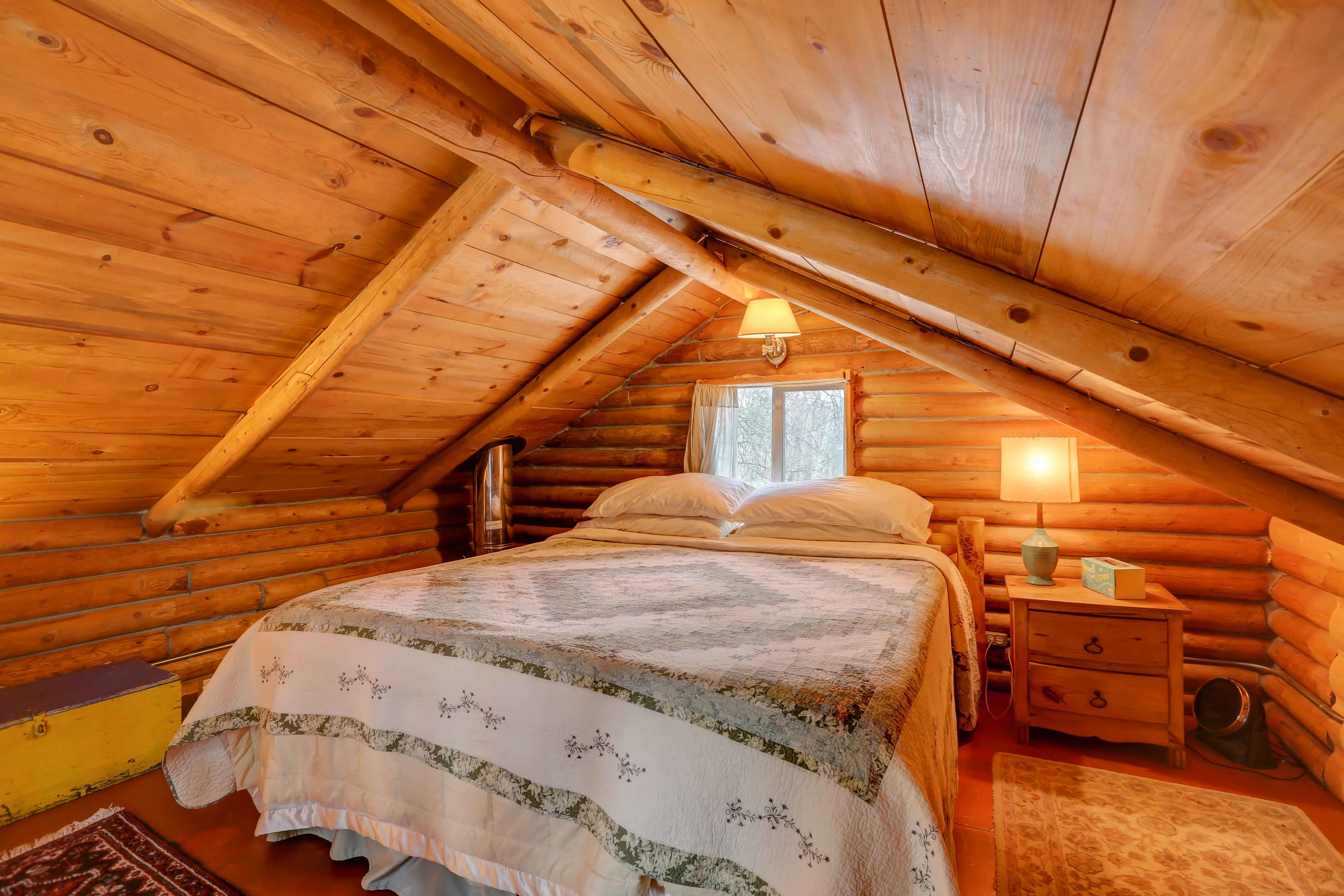 8000 cabin fireplace