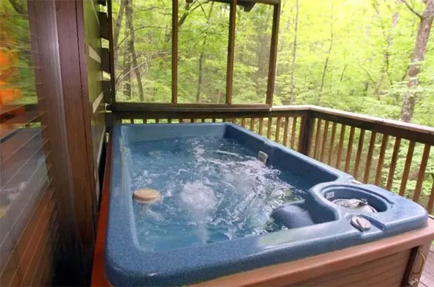 8000 honeymoon cabin interior