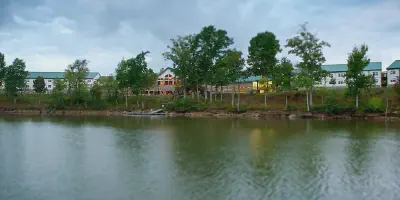 /img/8007-stonewall-resort-sunset.webp