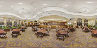 /img/8015-hotel-exterior-indianapolis.webp