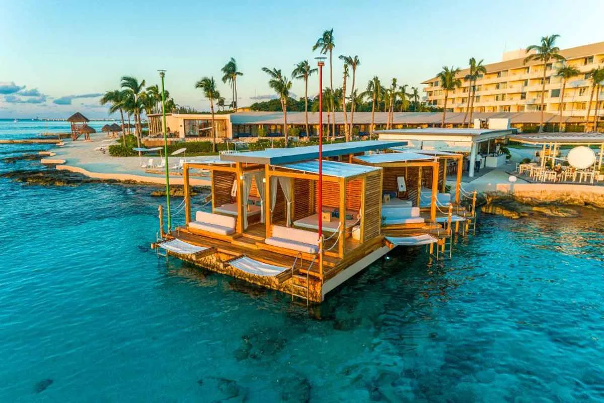 8027 mexico honeymoon hotel views