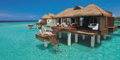 /img/8031-romantic-honeymoon-tips.webp