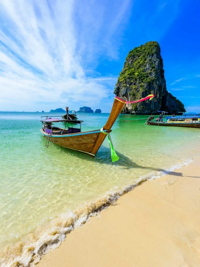 8042 honeymoon suite thailand