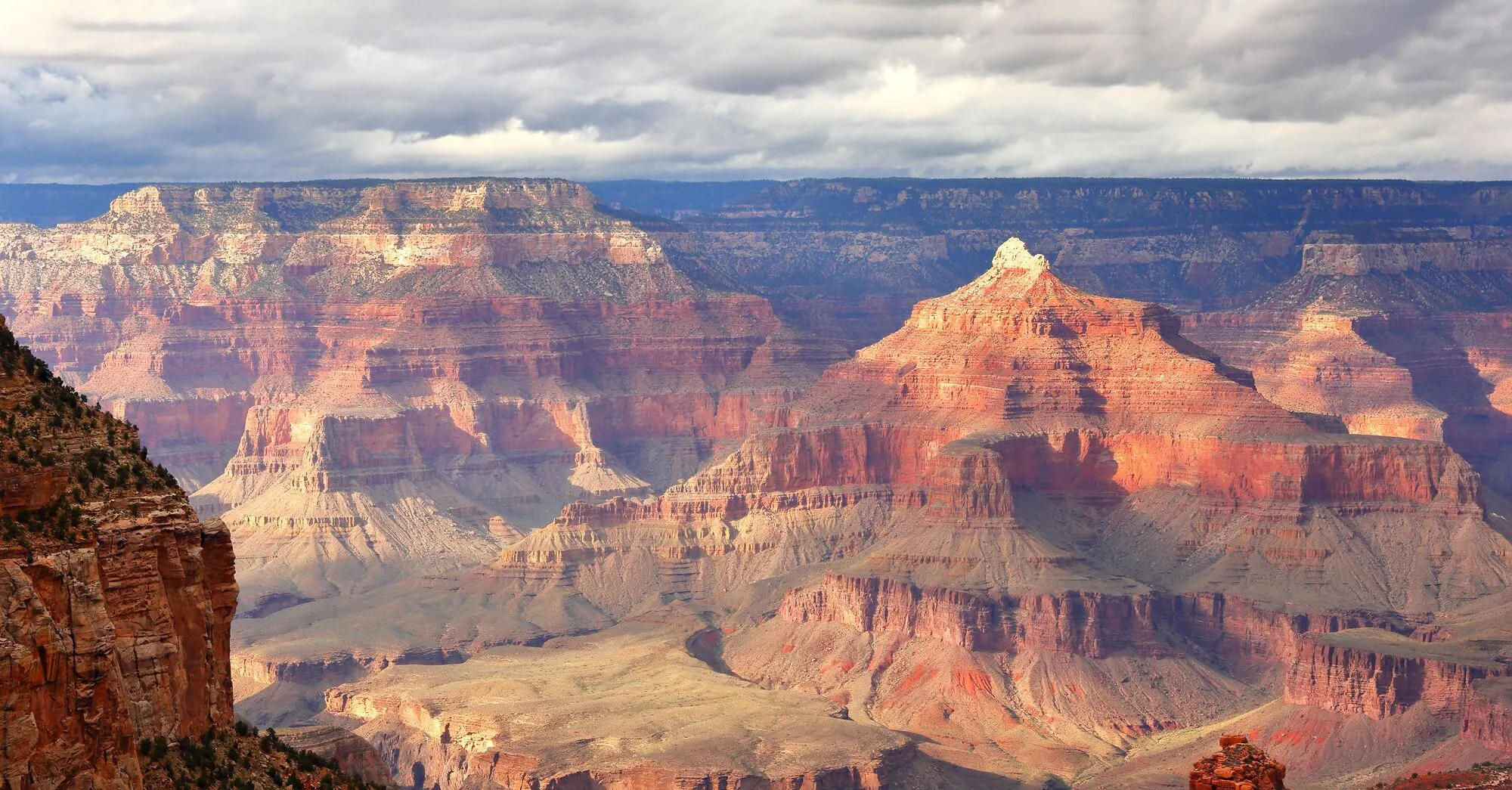 /img/8046-grand-canyon-packing-essentials.webp