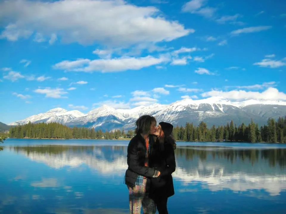 8064 canada honeymoon culture
