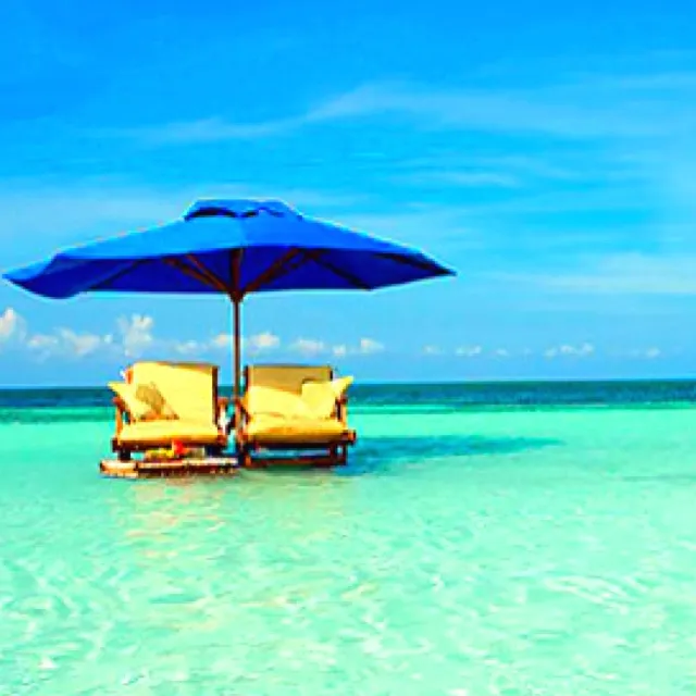 8065 romantic beach bahamas