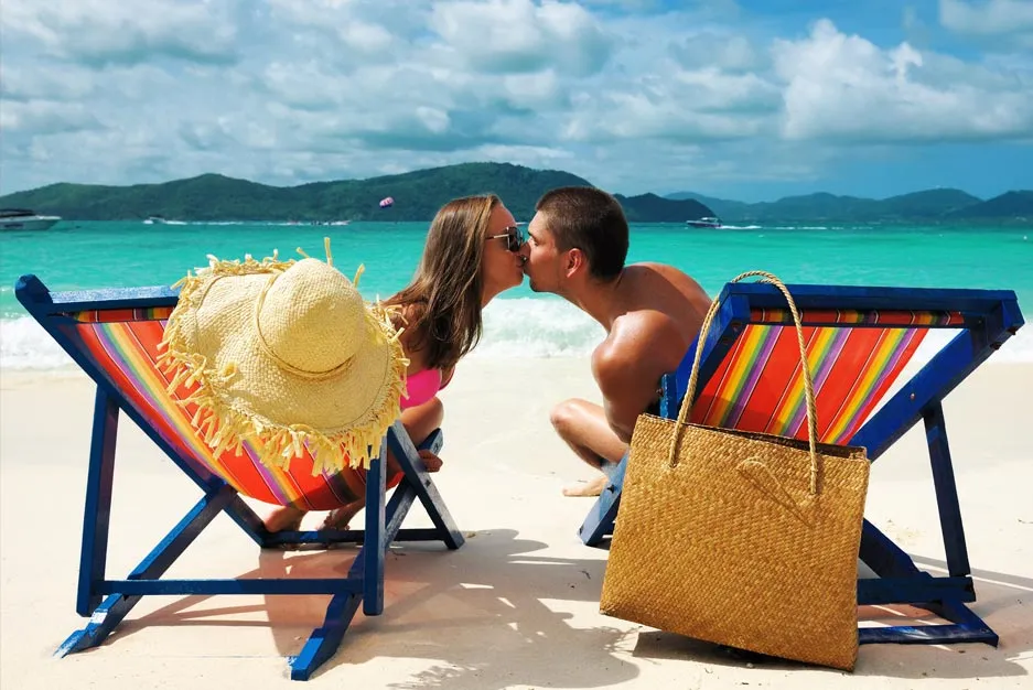 8070 couple on beach