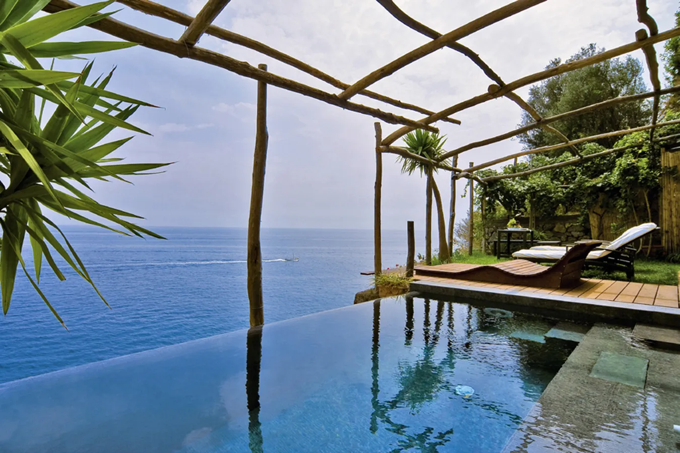 /img/8085-amalfi-coast-spa.webp