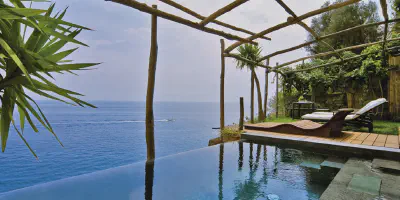 /img/8085-amalfi-coast-spa.webp
