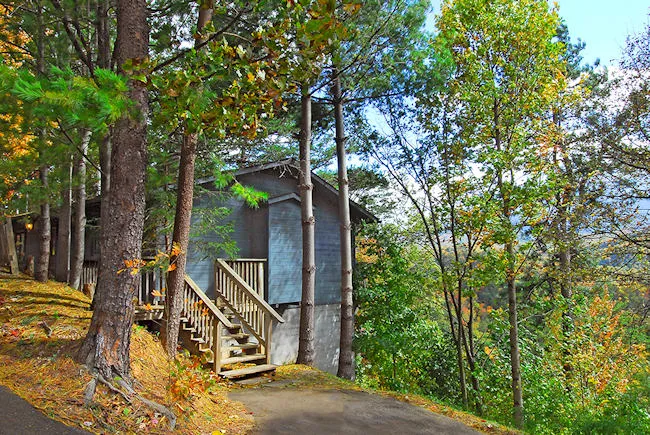 8091 pigeon forge cabin exterior